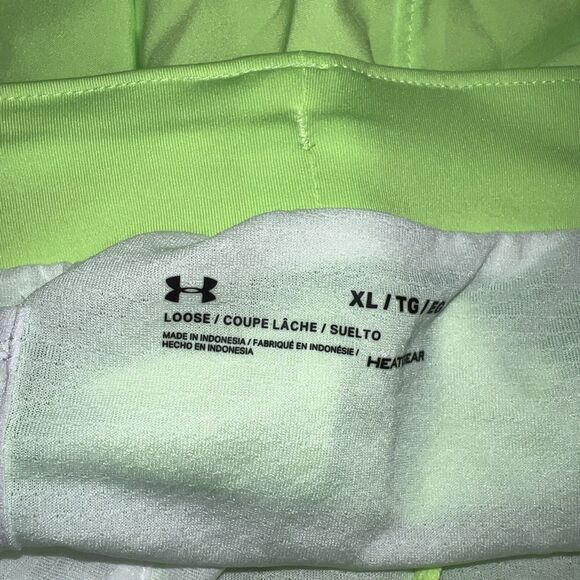 Under Armour UA Fly By 2.0 Neon Lime Green Track Run Shorts Lined Size XL NWT - Picture 2 of 8
